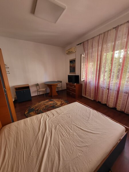 Sala Palatului, Parcul Cismigiu, Stirbei Voda, Luterana